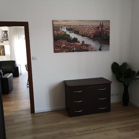 Queen East Verona Apartments Εξωτερικό φωτογραφία