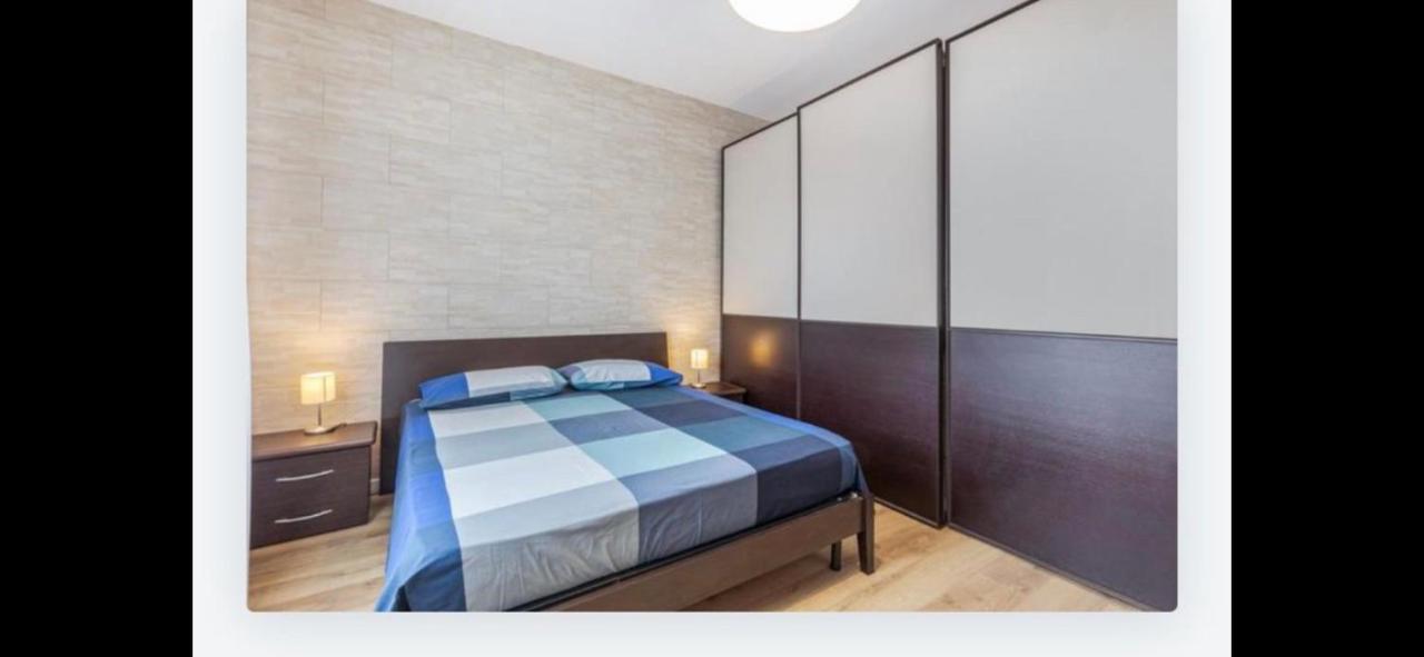 Queen East Verona Apartments Εξωτερικό φωτογραφία