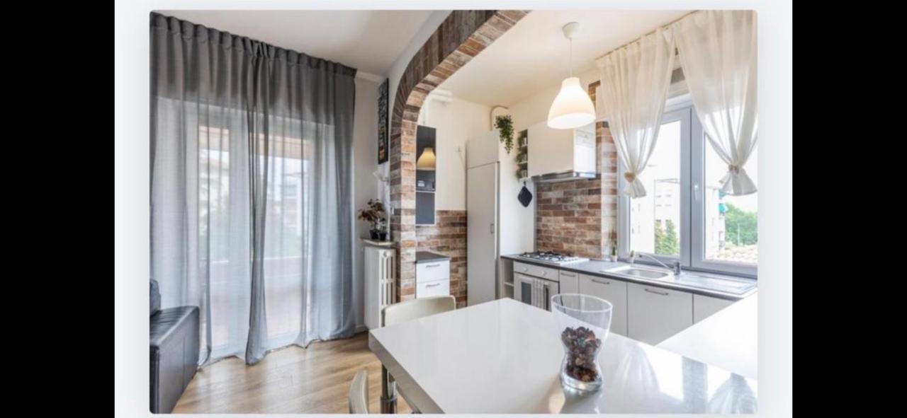 Queen East Verona Apartments Εξωτερικό φωτογραφία