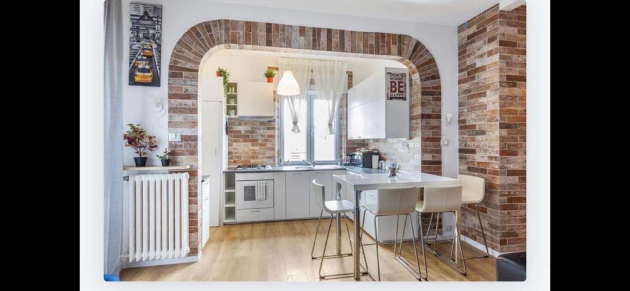 Queen East Verona Apartments Εξωτερικό φωτογραφία