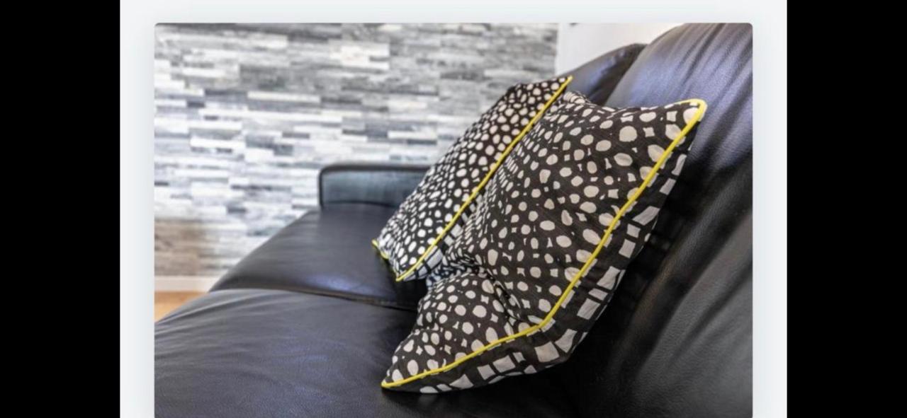 Queen East Verona Apartments Εξωτερικό φωτογραφία