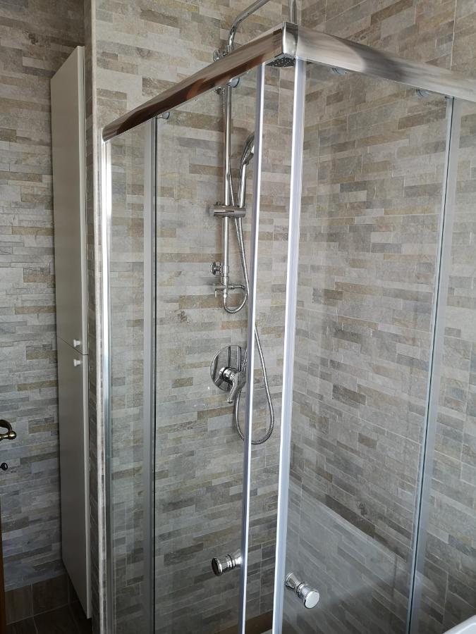 Queen East Verona Apartments Εξωτερικό φωτογραφία